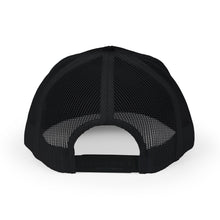 PUAKSAI Laurel Snapback Trucker Cap